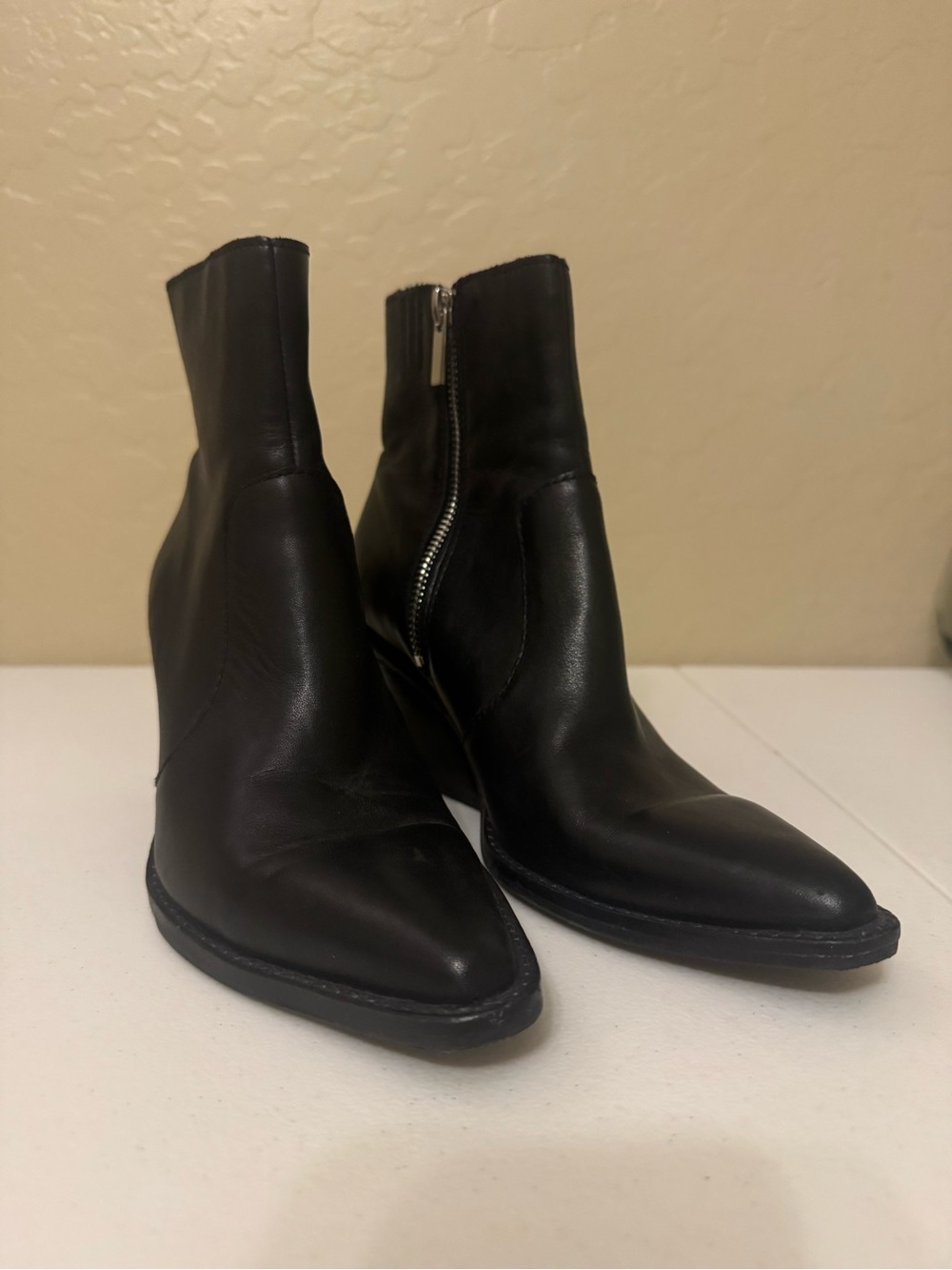 Dolce Vita Black Pointed Leather Ankle Booties with Side Zip Detail